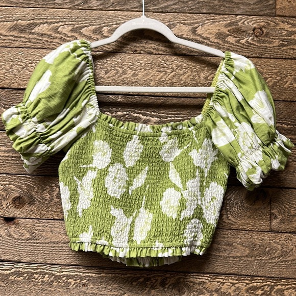 Jacquie The Label Green Floral Smocked Puff Sleeve Crop Top – Size Small - Picture 4 of 4